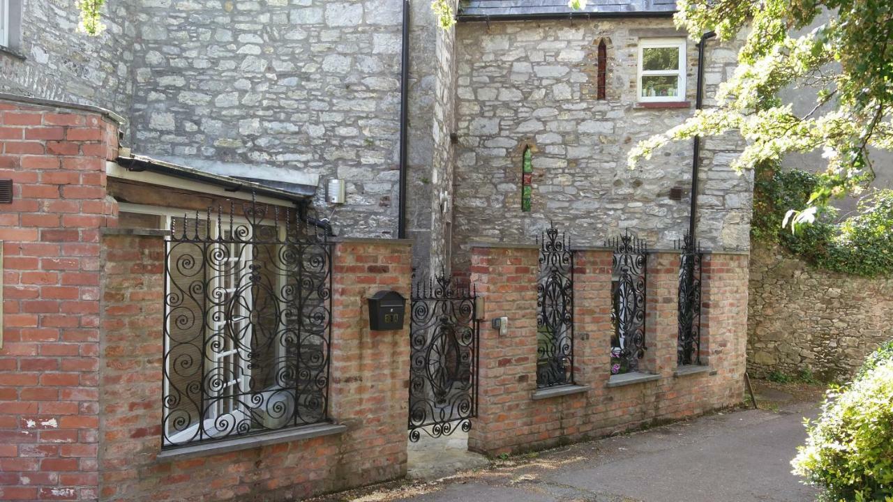 Historic Hideaway In Cork City Centre Экстерьер фото